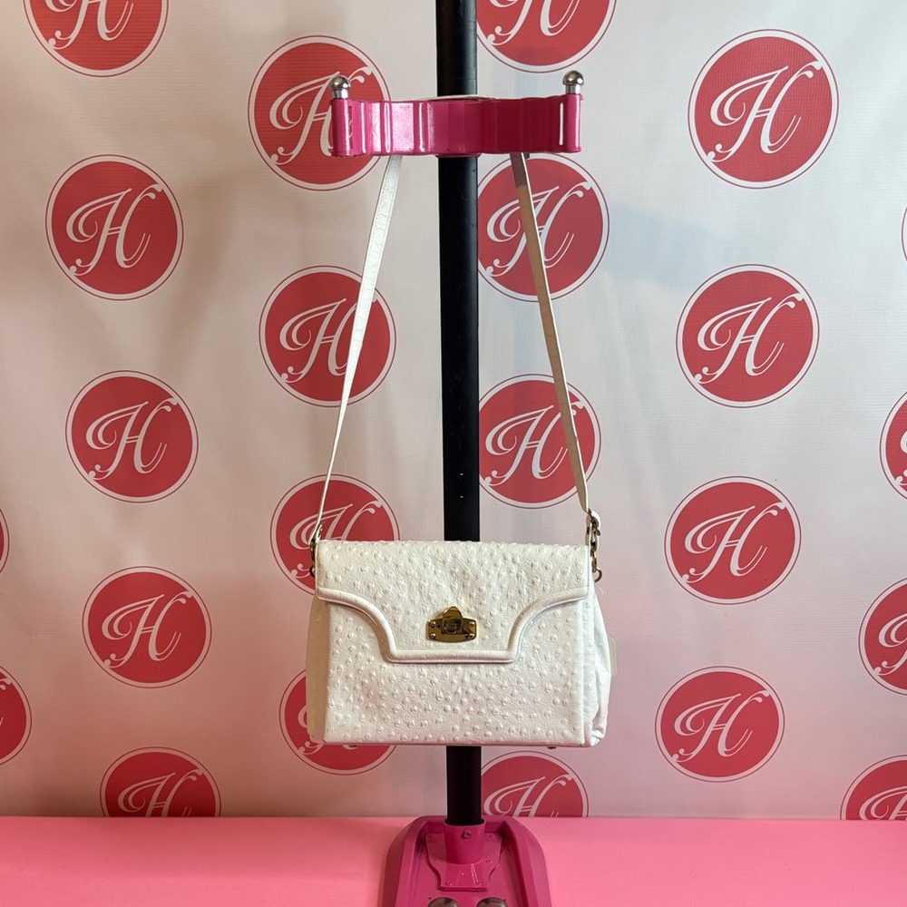 Elegant White Chis de Paris Crossbody Bag